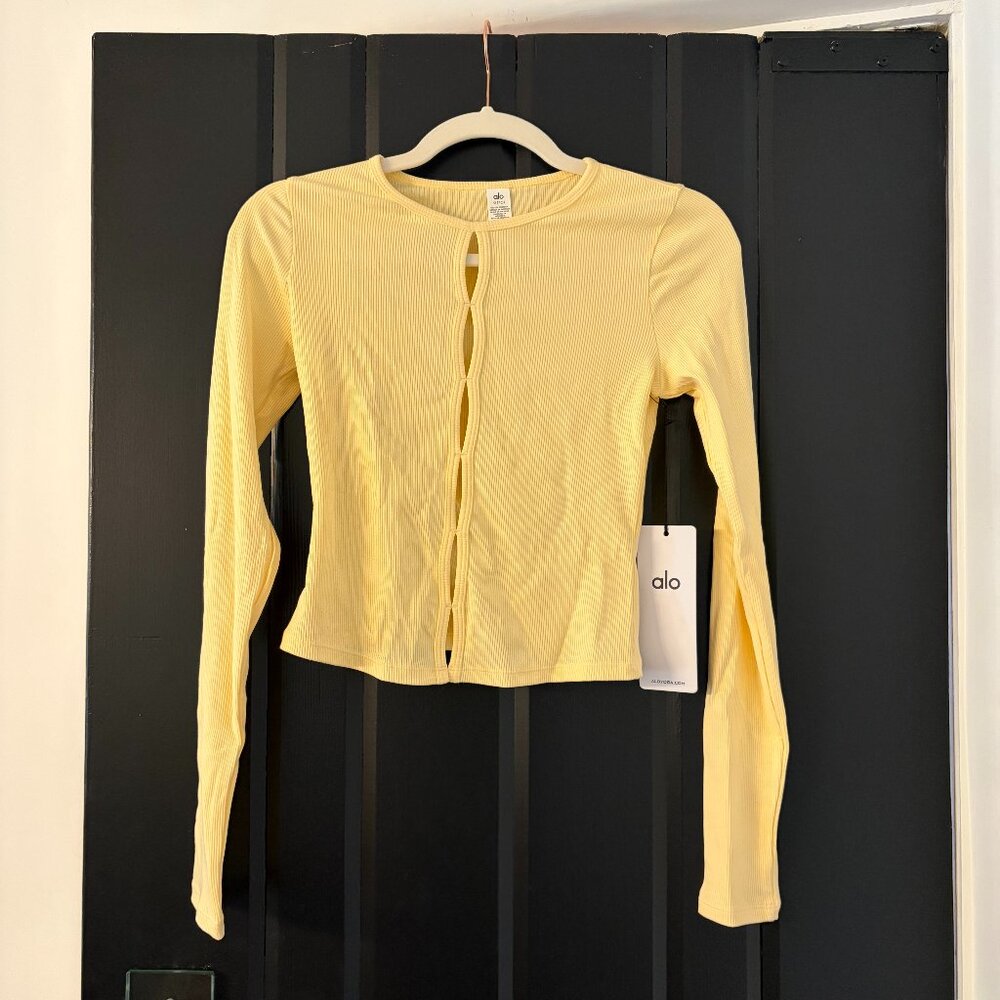 Alo Dreamlight Long Sleeve Top – Candlelight Yellow – NWT